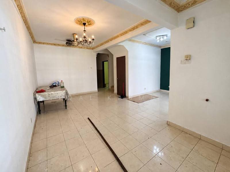 Terraced House for Sale in Shah Alam (Selangor) - Haiqal Kasmizan - Living Room - PropertyGuru.com.my
