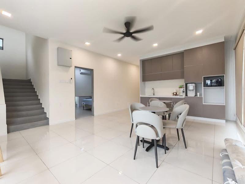 Bungalow House for Rent in Johor Bahru (Johor) - Florence Hong - Living Room - PropertyGuru.com.my