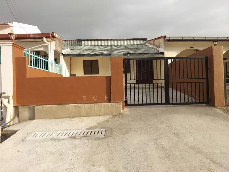 1-storey Terraced House for Rent in Seksyen 8 (Petaling Jaya) - Soh BC - Exterior - PropertyGuru.com.my