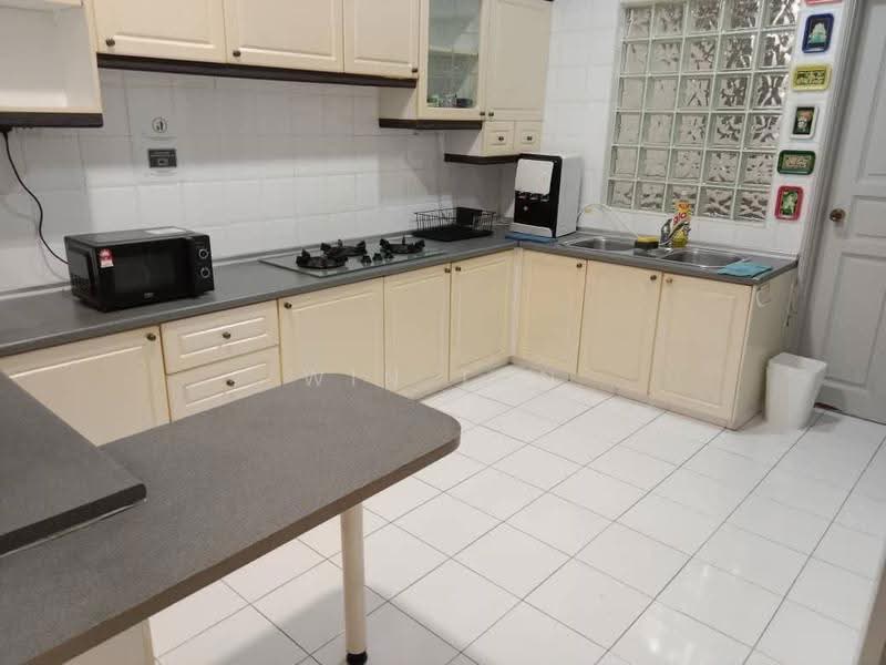 2-storey Terraced House for Rent in Taman Molek (Johor Bahru) - Win Tan - Kitchen - PropertyGuru.com.my