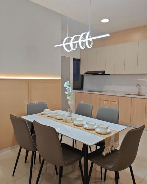 Kediaman Servis untuk Disewa di One Equine - Chun Wai Ho - Dining Room - PropertyGuru.com.my