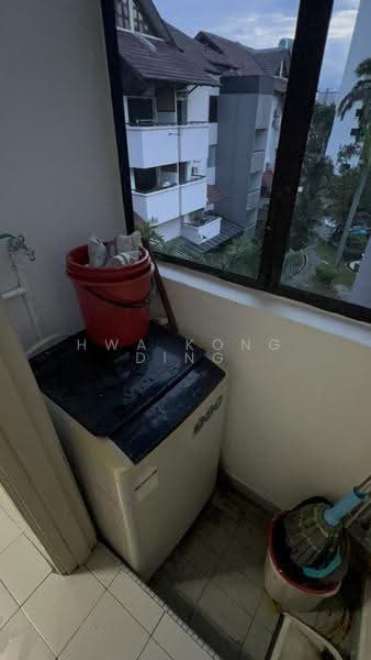 Kondominium untuk Disewa di Ehsan Ria - Hwa Kong Ding - Balcony - PropertyGuru.com.my