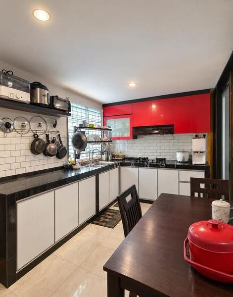 Rumah Teres 2-Tingkat untuk Dijual di Taman Tanjung Puteri Resort (Pasir Gudang) - Seri Wangi - Kitchen - PropertyGuru.com.my