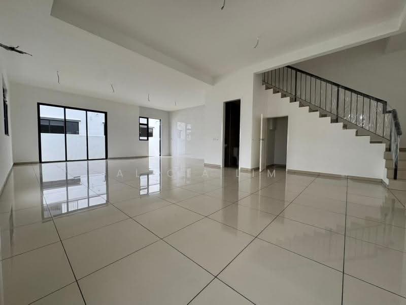 2-storey Terraced House for Sale in Taman Ekoflora (Johor Bahru) - Alicia Lim - Living Room - PropertyGuru.com.my