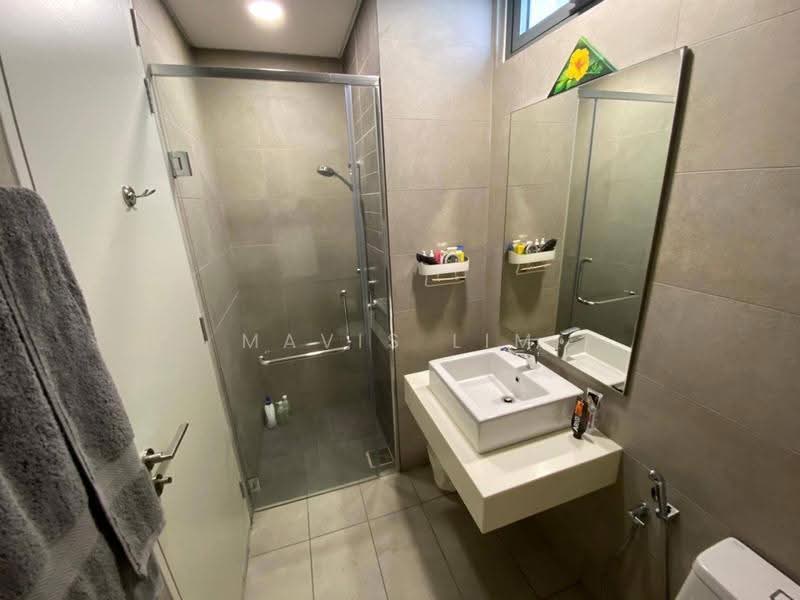 Kondominium untuk Disewa di Vivo Residential Suites - Mavis Lim - Bathroom - PropertyGuru.com.my