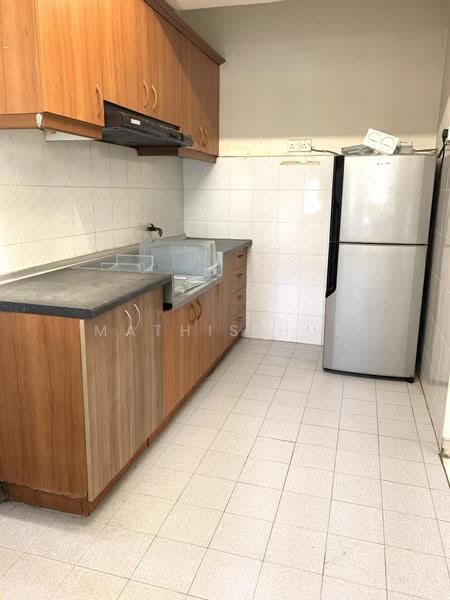 Condominium for Rent at Endah Regal Condominium - Mathis Hue - Kitchen - PropertyGuru.com.my