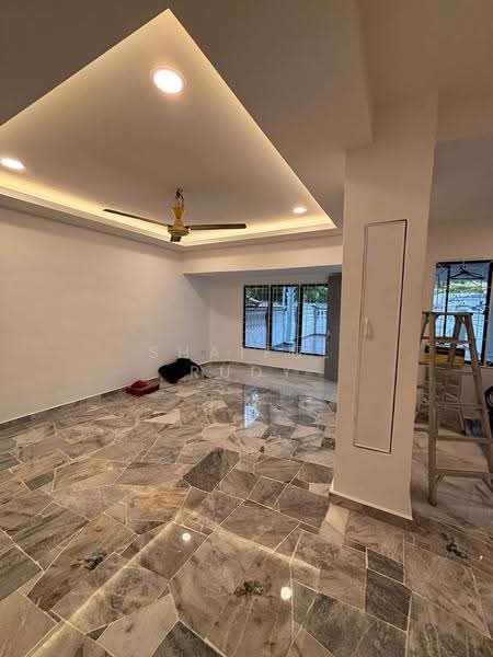 2-storey Terraced House for Sale in Taman Bukit Rawang Jaya (Rawang) - Shaiful Rudy - Living Room - PropertyGuru.com.my