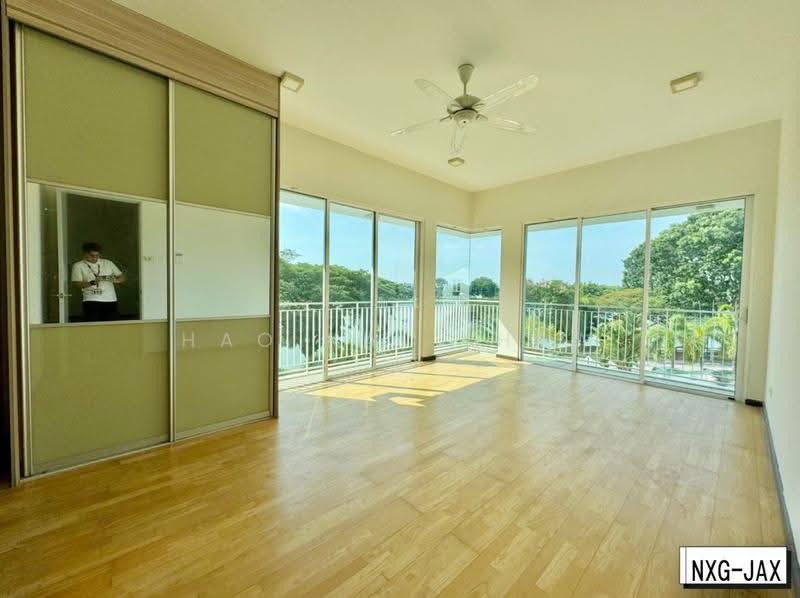 2.5-storey Terraced House for Sale in Bandar Bukit Raja (Klang) - Hao Kai Khaw - Balcony - PropertyGuru.com.my