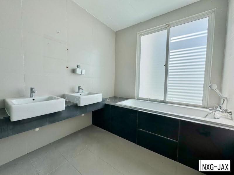2.5-storey Terraced House for Sale in Bandar Bukit Raja (Klang) - Hao Kai Khaw - Bathroom - PropertyGuru.com.my