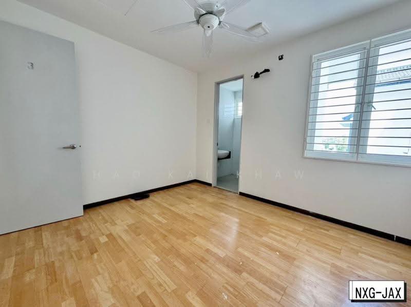 2.5-storey Terraced House for Sale in Bandar Bukit Raja (Klang) - Hao Kai Khaw - Bedroom - PropertyGuru.com.my