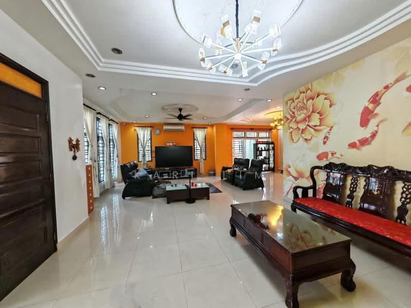 Rumah Berkembar untuk Dijual di Taman Desa Cemerlang (Ulu Tiram) - Karl Lim - Living Room - PropertyGuru.com.my