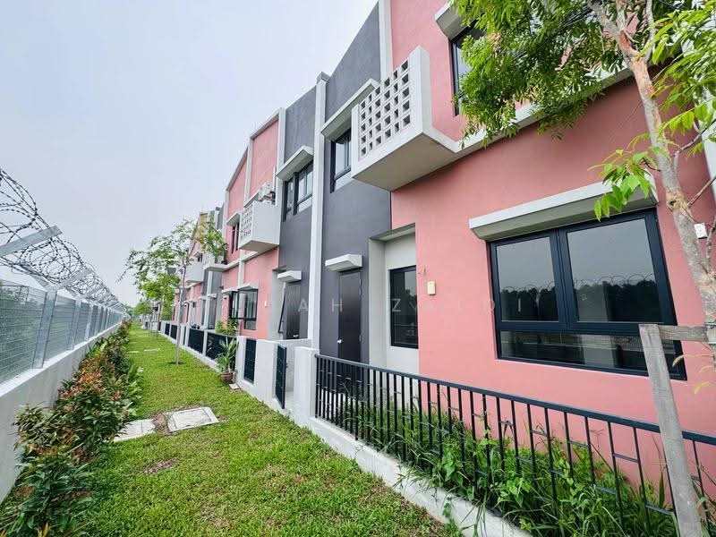 Terraced House for Sale in Elmina (Shah Alam) - Afiqah zaidi - Exterior - PropertyGuru.com.my