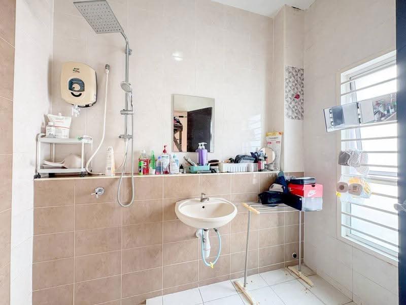 2-storey Terraced House for Sale in Kajang (Selangor) - Mohd Salimi - Bathroom - PropertyGuru.com.my