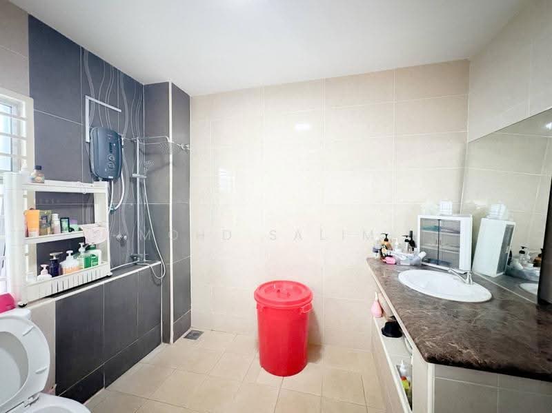 2-storey Terraced House for Sale in Kajang (Selangor) - Mohd Salimi - Bathroom - PropertyGuru.com.my