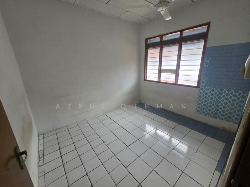 2-storey Terraced House for Sale in Taman Rasah Jaya (Rasah) - Azrul Othman - Interior - PropertyGuru.com.my
