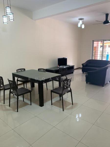 Rumah Teres 2-Tingkat untuk Disewa di Bandar Bukit Puchong 2 (Puchong) - Ruqayyah Hashim - Living Room - PropertyGuru.com.my