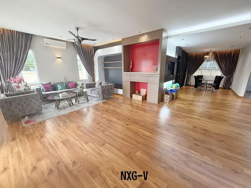 Rumah Berkembar untuk Dijual di Kampung Jawa (Klang) - Vincent Lee - Living Room - PropertyGuru.com.my