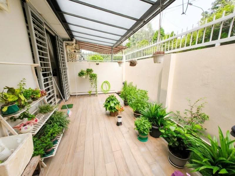 3-storey Terraced House for Sale in Bandar Utama 6 (Bandar Utama) - Jane Chan - Exterior - PropertyGuru.com.my