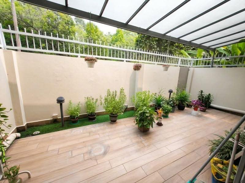 3-storey Terraced House for Sale in Bandar Utama 6 (Bandar Utama) - Jane Chan - Garden - PropertyGuru.com.my