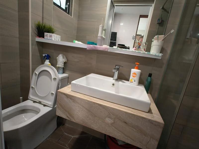 3-storey Terraced House for Sale in Bandar Utama 6 (Bandar Utama) - Jane Chan - Bathroom - PropertyGuru.com.my