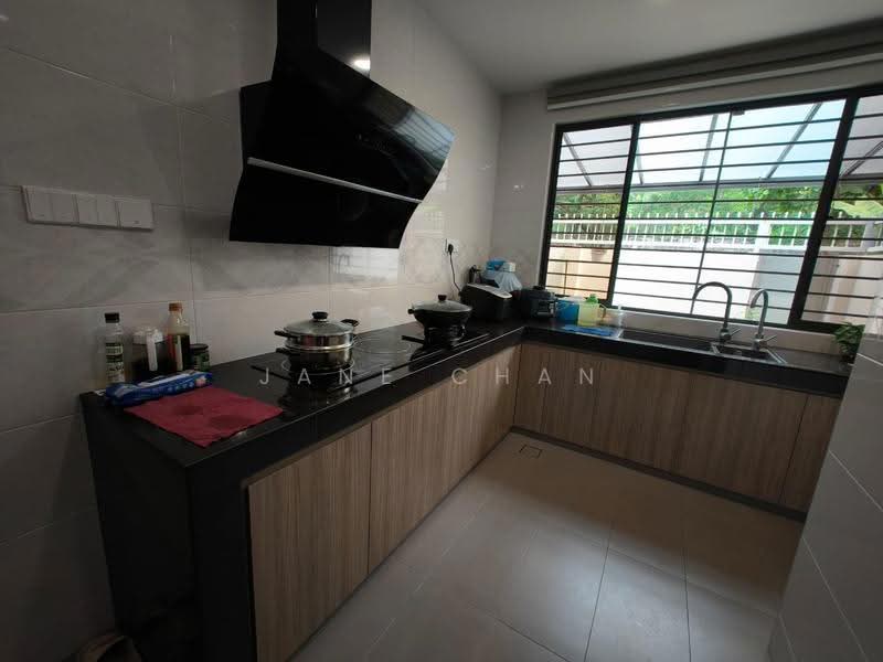 3-storey Terraced House for Sale in Bandar Utama 6 (Bandar Utama) - Jane Chan - Kitchen - PropertyGuru.com.my