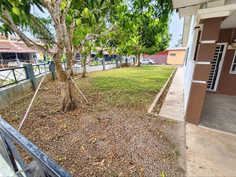 1-storey Terraced House for Sale in Taman Putera Indah (Batu Pahat) - Sufi Norman - Exterior - PropertyGuru.com.my