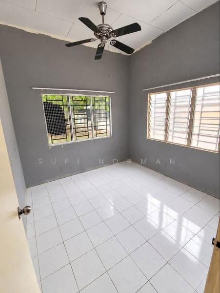 1-storey Terraced House for Sale in Taman Putera Indah (Batu Pahat) - Sufi Norman - Interior - PropertyGuru.com.my