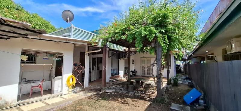 Semi-Detached House for Sale in Tanjung Aru (Kota Kinabalu) - Calvin Legada - Exterior - PropertyGuru.com.my