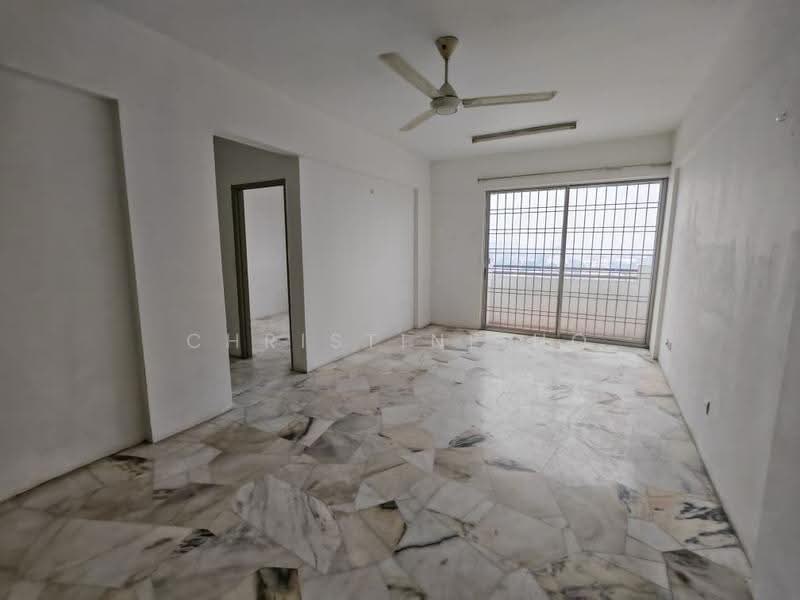 Pangsapuri untuk Disewa di Pangsapuri Seri Pinang - Christine Ho - Living Room - PropertyGuru.com.my