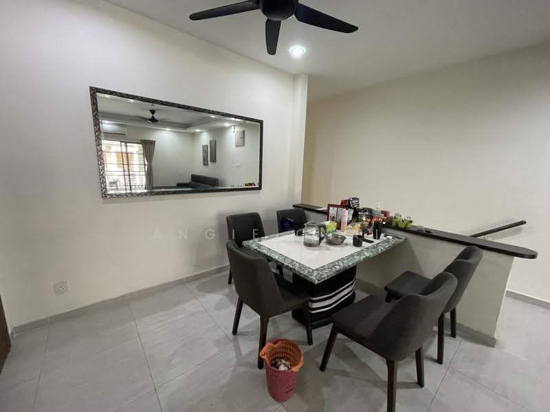 Townhouse for Rent in Sunway Damansara (Kota Damansara) - Angie Chai - Dining Room - PropertyGuru.com.my