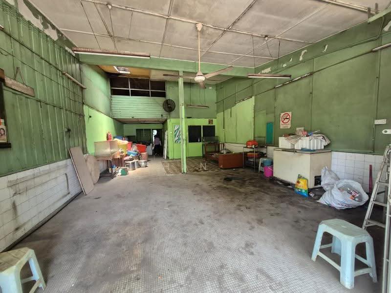 Kedai untuk Disewa di Salak Selatan (Kuala Lumpur) - Chan . - Interior - PropertyGuru.com.my
