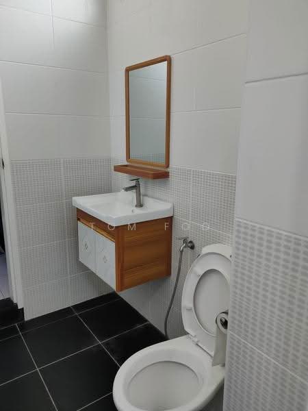 Terraced House for Rent in Kota Masai (Pasir Gudang) - Tom Foo - Bathroom - PropertyGuru.com.my