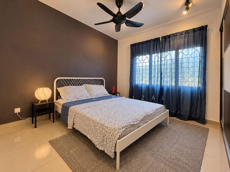 Apartment for Sale at Sri Putra Apartment @ Sungai Buloh - Mohd Faizal - Bedroom - PropertyGuru.com.my
