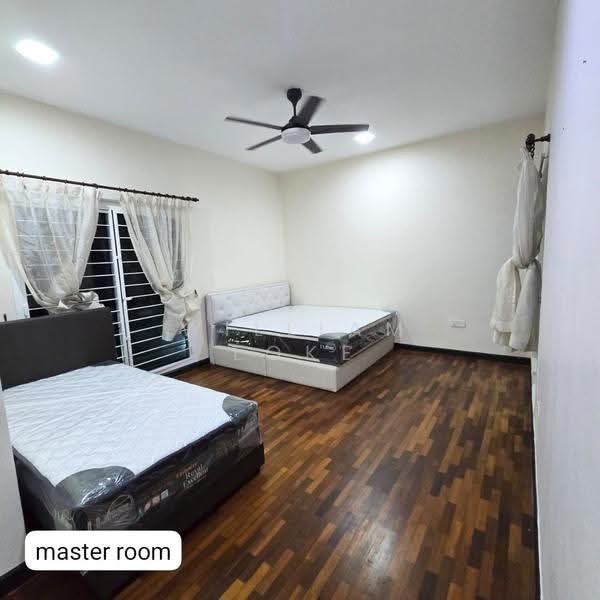 Rumah Teres 2-Tingkat untuk Disewa di Leisure Farm (Gelang Patah) - William Loke - Master Bedroom - PropertyGuru.com.my