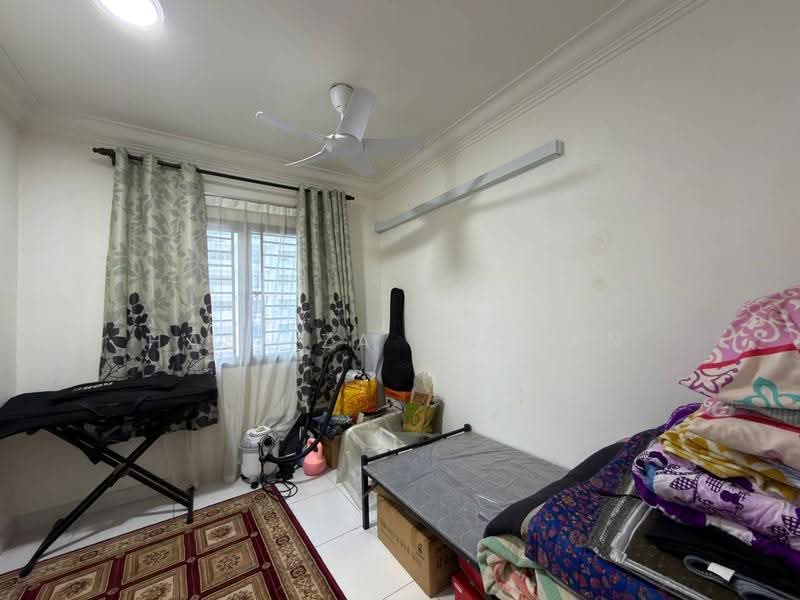 Apartment for Sale at Gapura Bayu - Hasliza Hassan - Bedroom - PropertyGuru.com.my