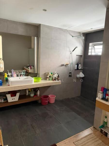Rumah Teres 2-Tingkat untuk Dijual di Bandar Sri Damansara (Selangor) - Crystal Ng - Bathroom - PropertyGuru.com.my