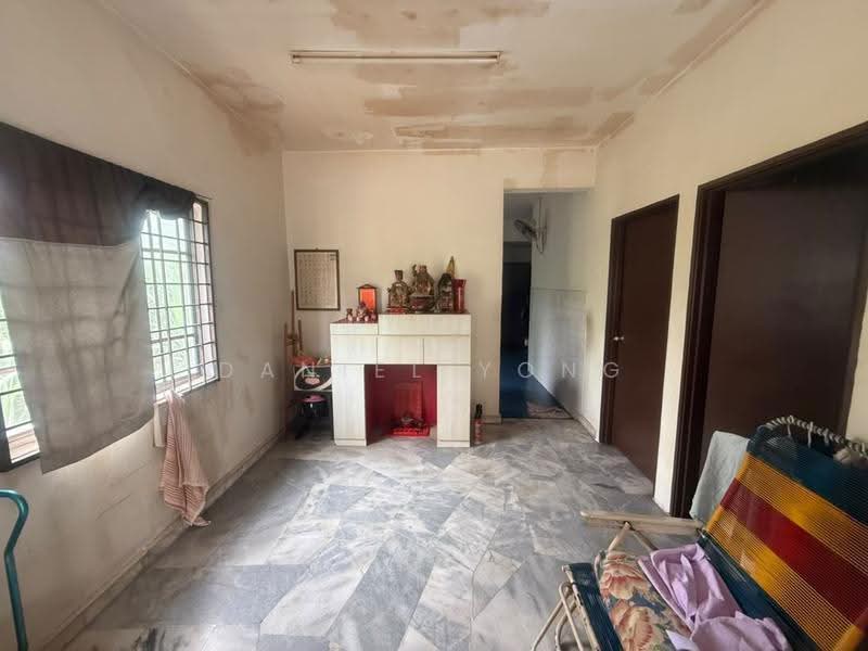 Rumah Teres 1-Tingkat untuk Dijual di Taman Skudai Baru (Skudai) - Daniel Yong - Living Room - PropertyGuru.com.my