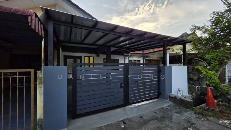 Rumah Teres 1-Tingkat untuk Dijual di Kampung Sungai Kembong (Klang) - Daniel Yong - Exterior - PropertyGuru.com.my