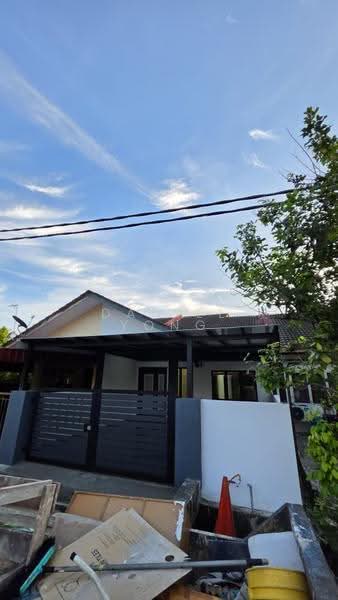 Rumah Teres 1-Tingkat untuk Dijual di Kampung Sungai Kembong (Klang) - Daniel Yong - Exterior - PropertyGuru.com.my