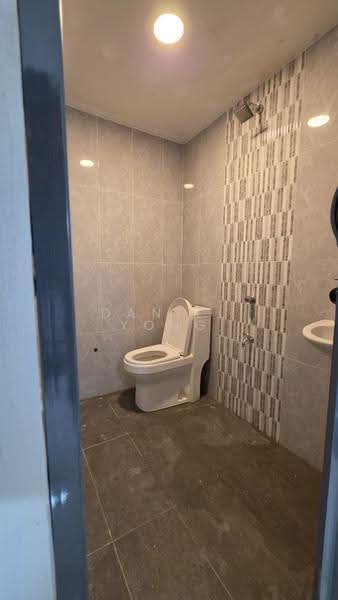 Rumah Teres 1-Tingkat untuk Dijual di Kampung Sungai Kembong (Klang) - Daniel Yong - Bathroom - PropertyGuru.com.my