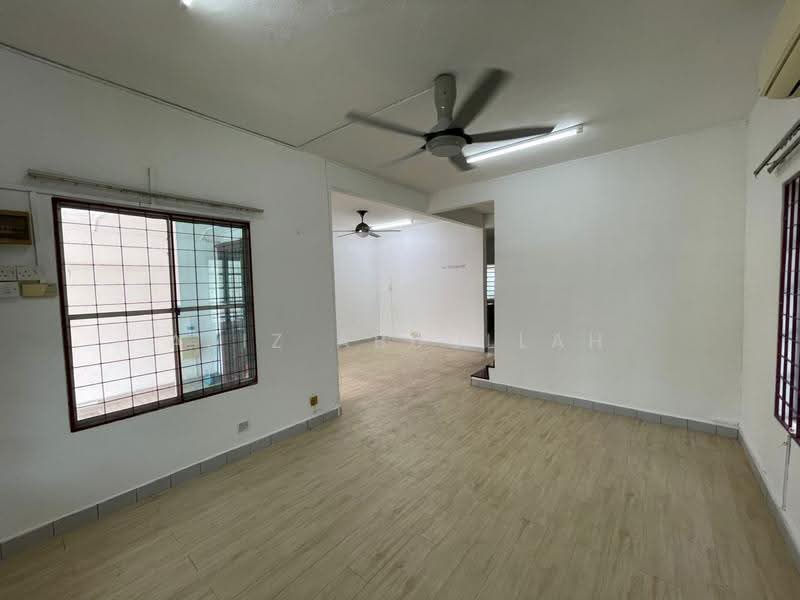 Rumah Teres untuk Disewa di Usj 2 (Subang Jaya) - Aziz Abdullah - PropertyGuru.com.my