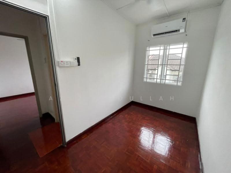 Rumah Teres untuk Disewa di Usj 2 (Subang Jaya) - Aziz Abdullah - PropertyGuru.com.my
