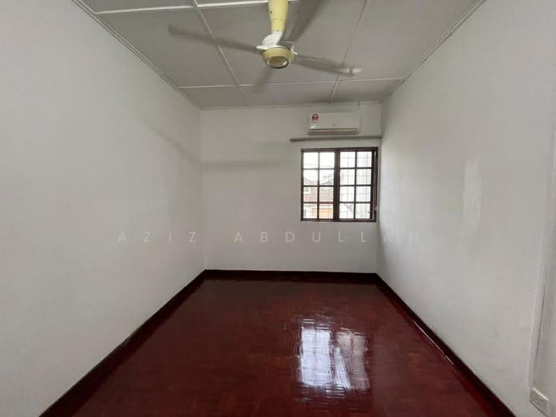 Rumah Teres untuk Disewa di Usj 2 (Subang Jaya) - Aziz Abdullah - PropertyGuru.com.my
