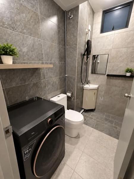 Kediaman Servis untuk Disewa di Traders Park - Shirley Lim - Master room bath - PropertyGuru.com.my