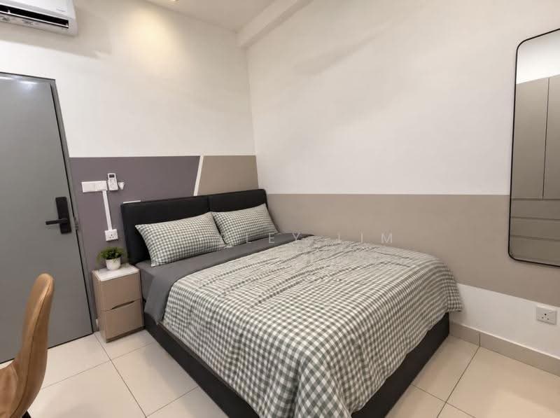 Kediaman Servis untuk Disewa di Traders Park - Shirley Lim - Middle room - PropertyGuru.com.my