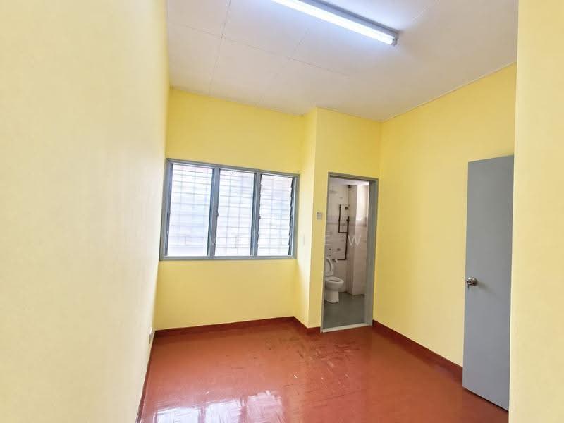 Rumah Teres 2-Tingkat untuk Dijual di Usj 3 (Subang Jaya) - Eve Liew - Bathroom - PropertyGuru.com.my