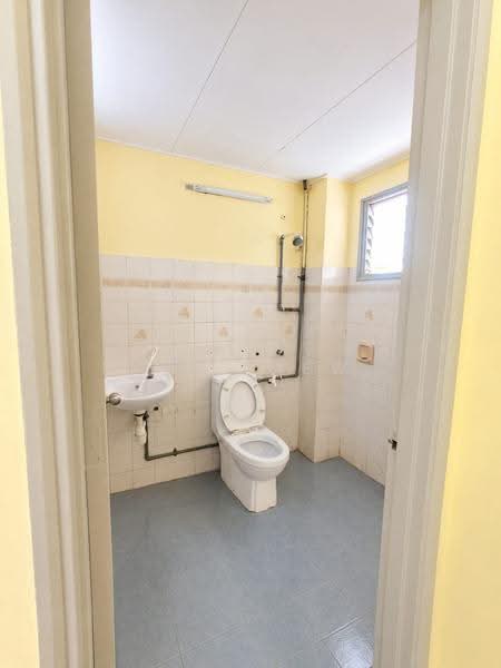 Rumah Teres 2-Tingkat untuk Dijual di Usj 3 (Subang Jaya) - Eve Liew - Bathroom - PropertyGuru.com.my
