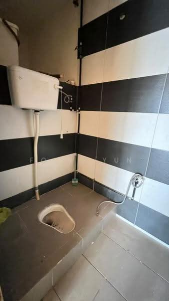 Kedai untuk Dijual di Jinjang Utara (Jinjang) - Foong Yun - Bathroom - PropertyGuru.com.my