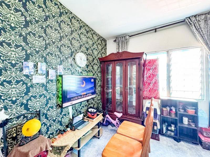 Apartment for Sale at Pangsapuri Utarid Subang - Danial Mohd Zaki - Living Room - PropertyGuru.com.my