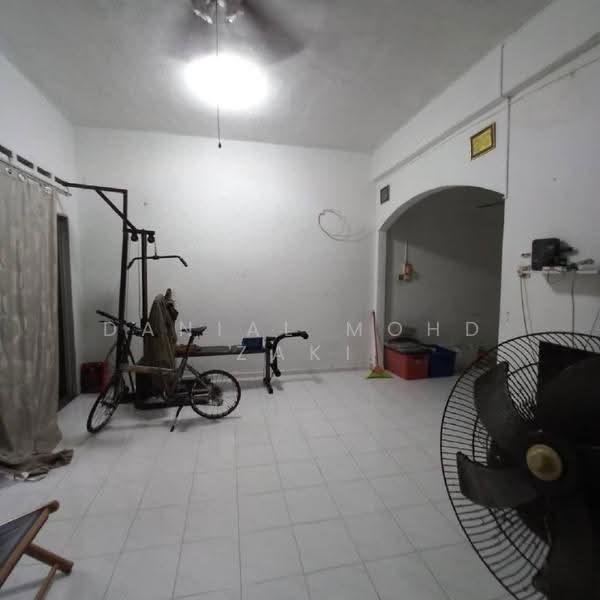 2-storey Terraced House for Sale in Muar (Johor) - Danial Mohd Zaki - Living Room - PropertyGuru.com.my